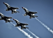 开云官网-德里赫特的火山爆发与埃及的海市蜃楼，当钢铁意志刺穿命运迷雾