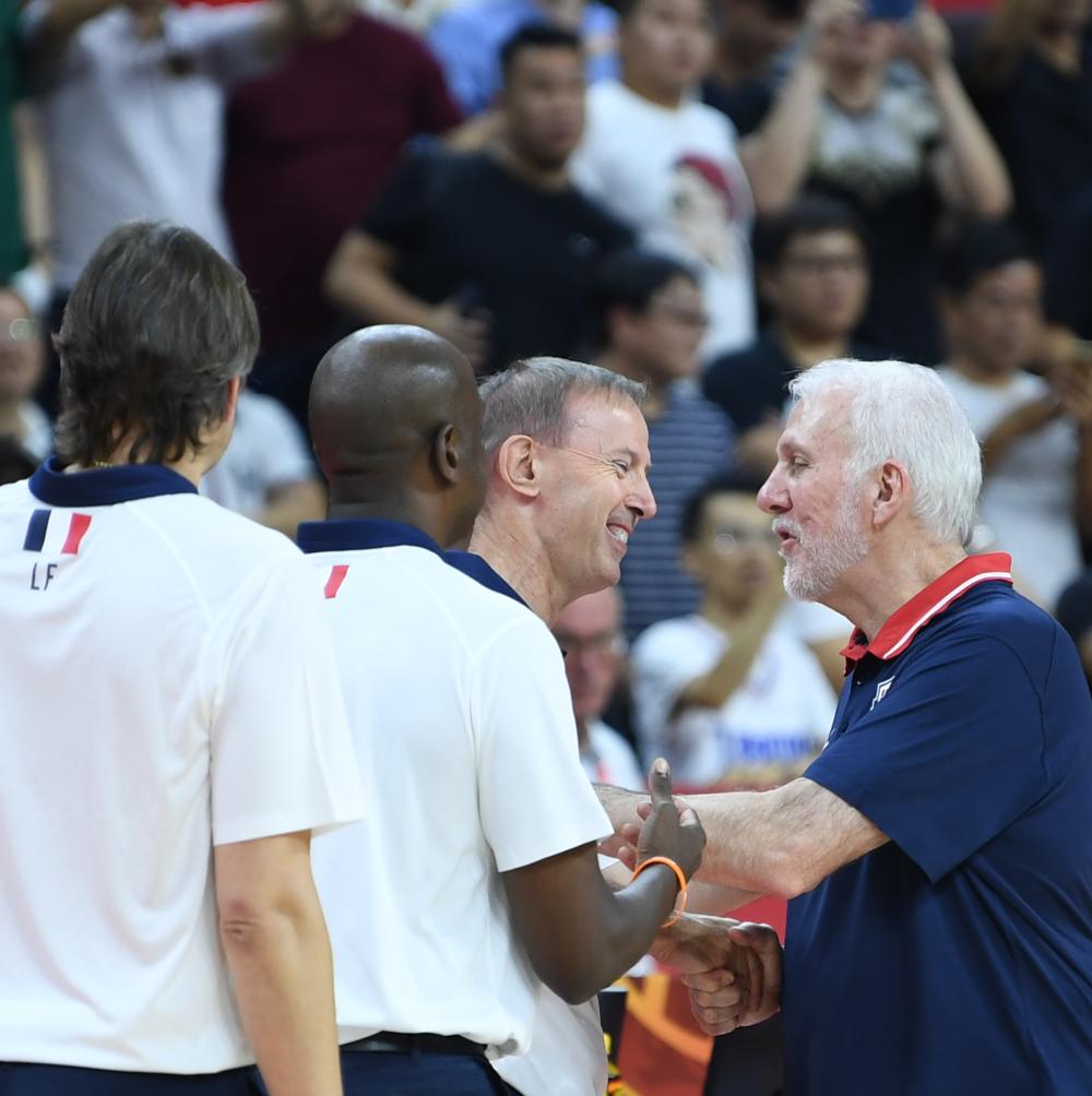 塞尔维亚队逆风翻盘，晋级机会增加