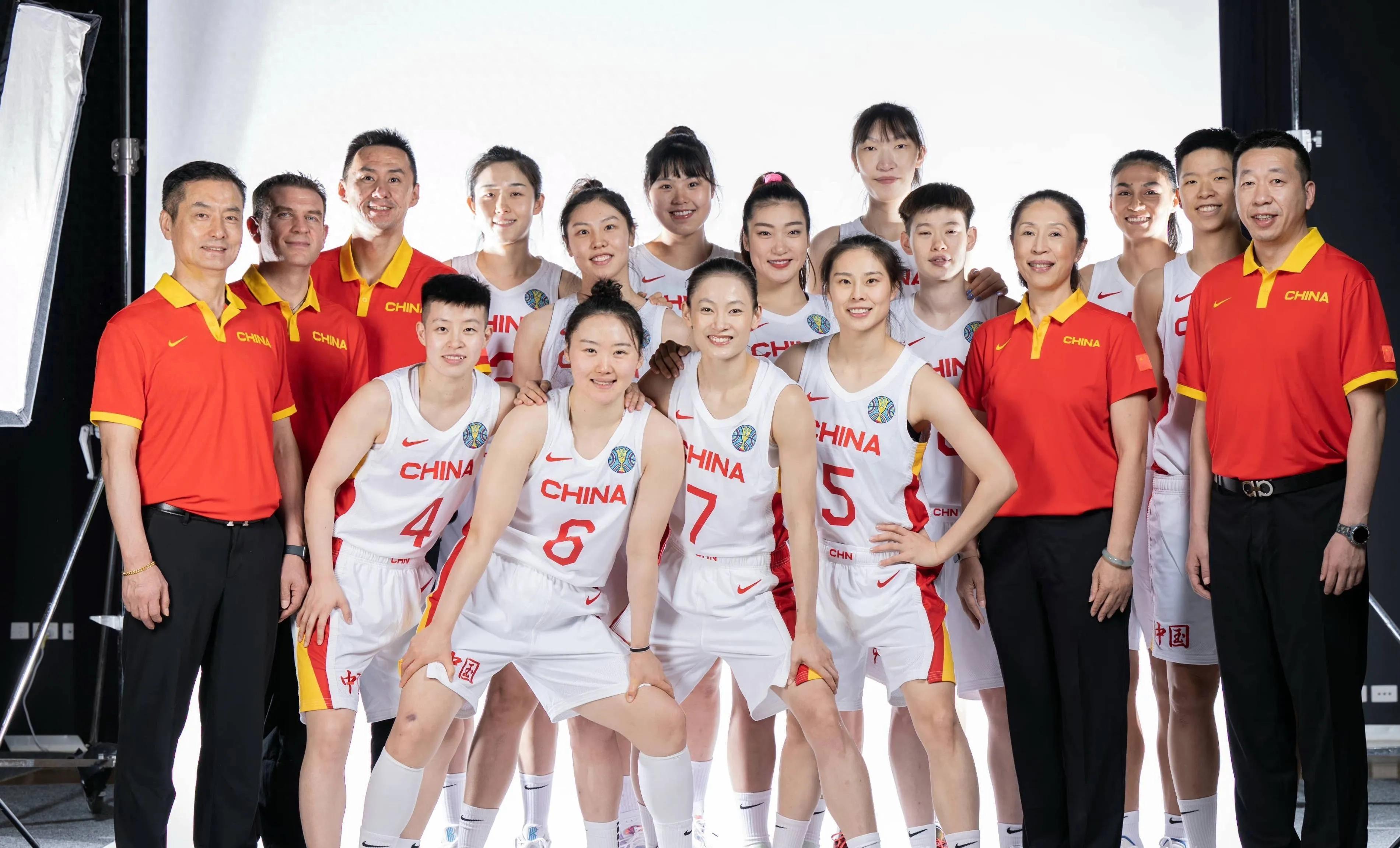 日本女篮队再次逆袭，晋级四强赛