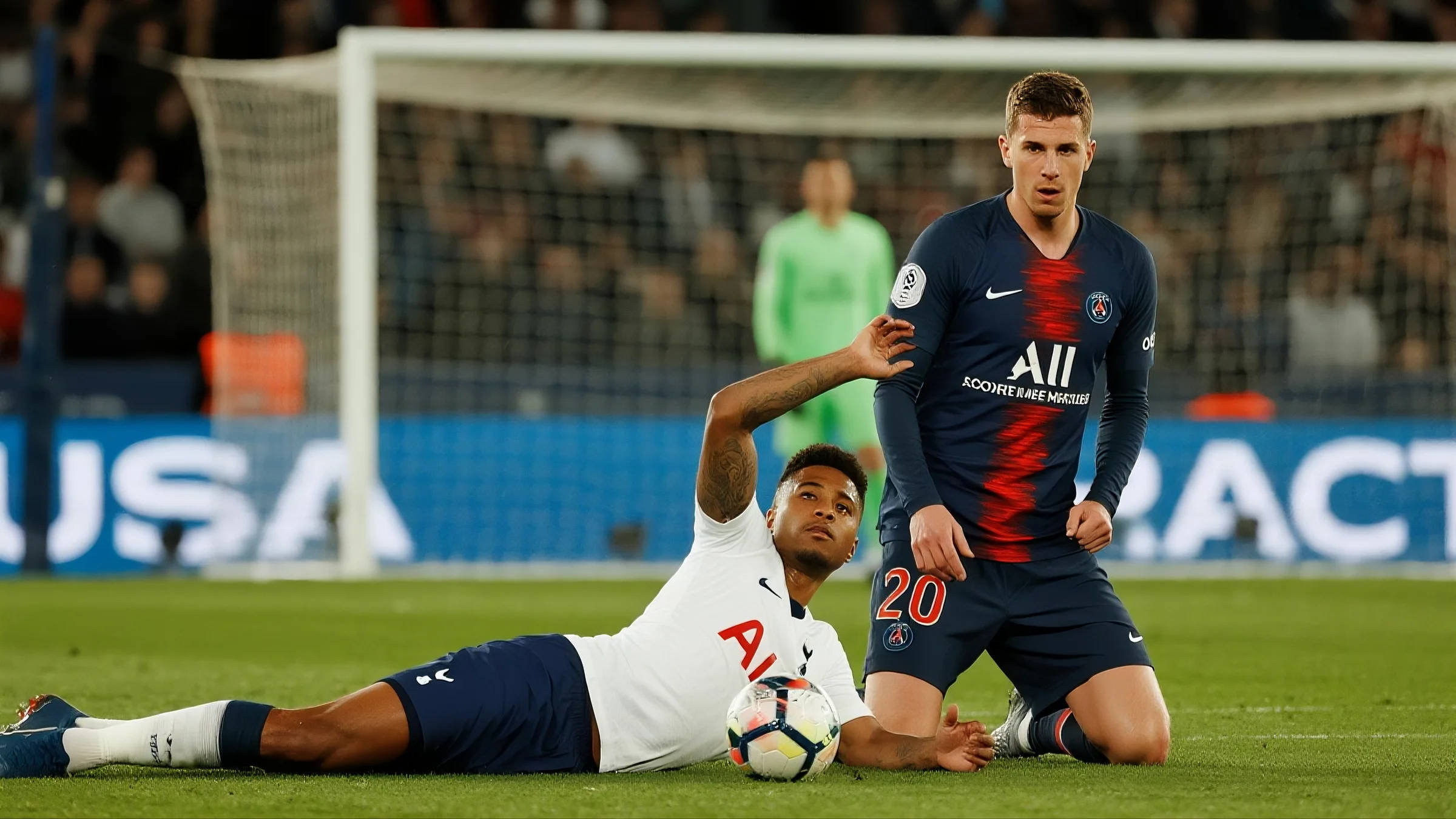 关于巴黎圣日耳曼轻取欧洲网球队，Peanut极限生还后反打激烈交锋淘汰赛，锁定晋级资格的信息