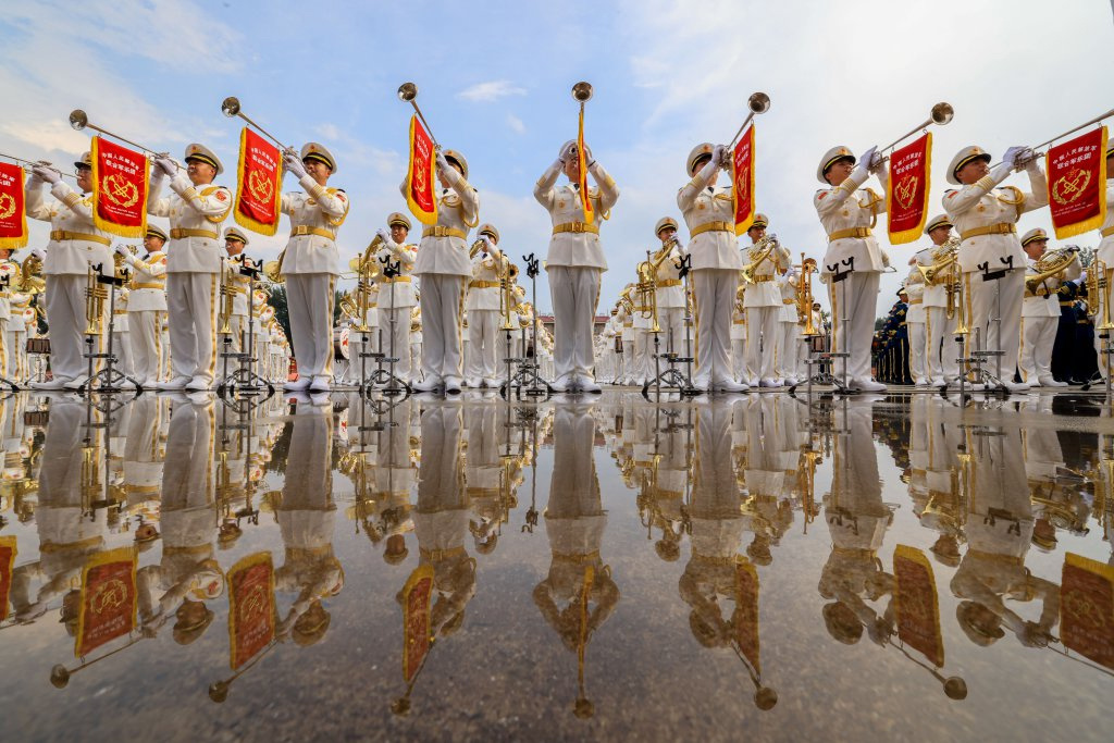 包含明日之星击败劲敌,再添一城胜利的词条 包含明日之星击败劲敌,再添一城胜利的词条