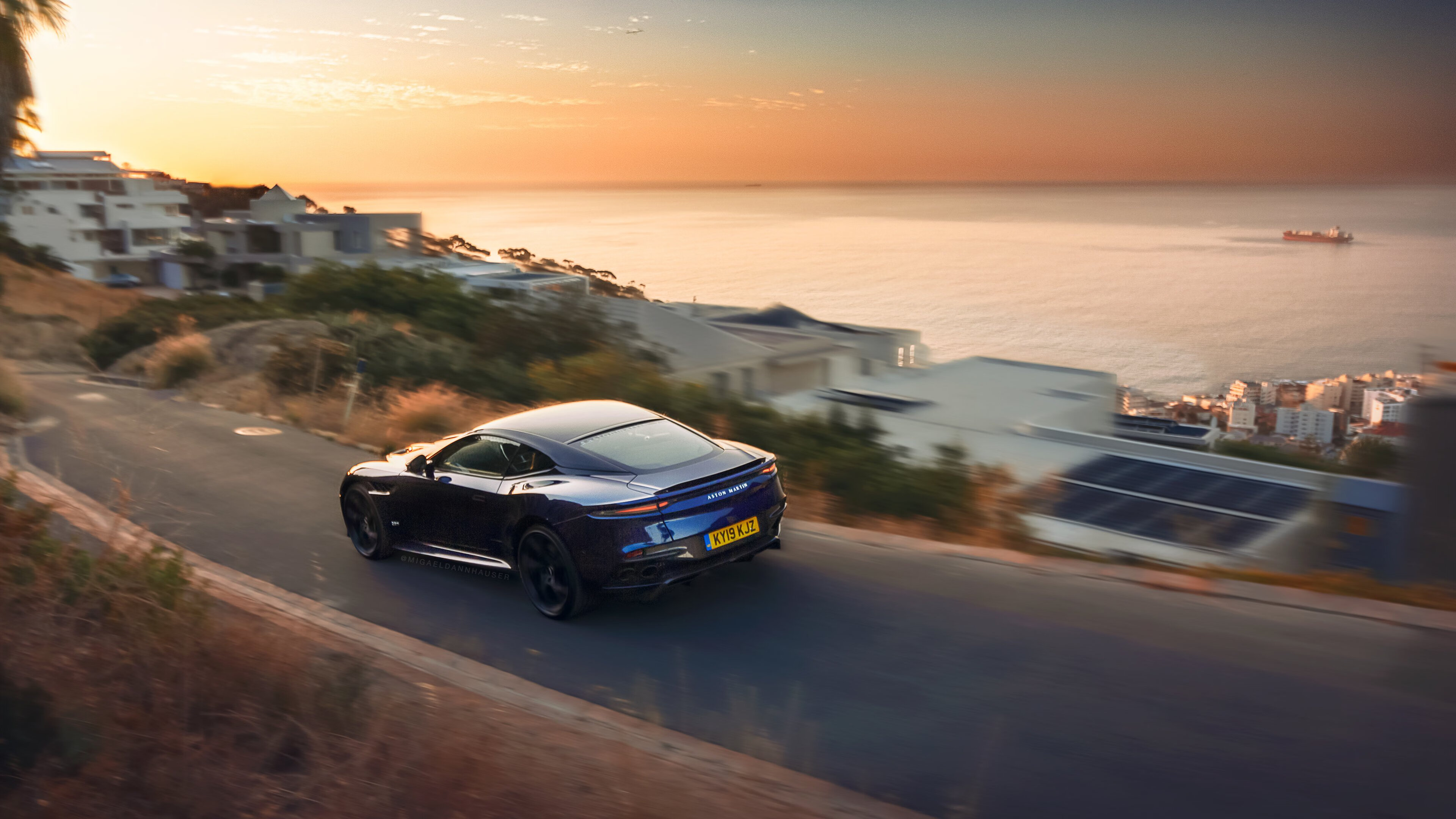 欧冠霸主拜仁碾压曼城晋级，凯塞多闪耀美加墨世界杯接管赛场