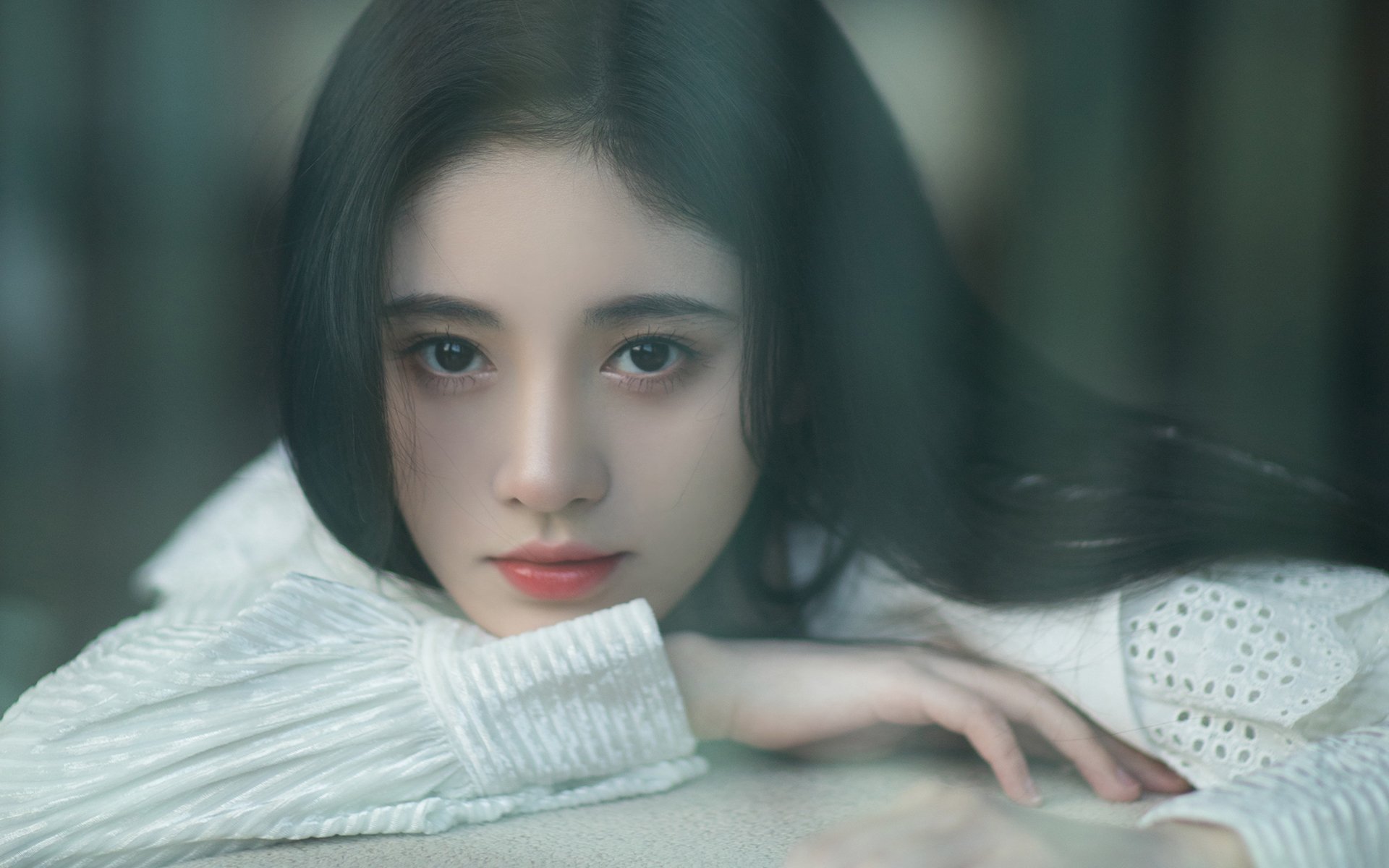 舞台中央的隐形主角,当快船热火激战正酣,布克在另一个维度证明舞台越大,越强