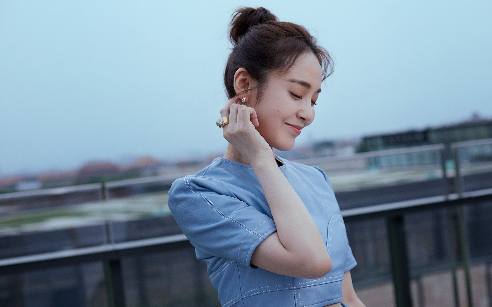 沙漠绿鹰的致命反击，塔雷米导演世界杯关键战，沙特如何用压制性防守锁死阿联酋