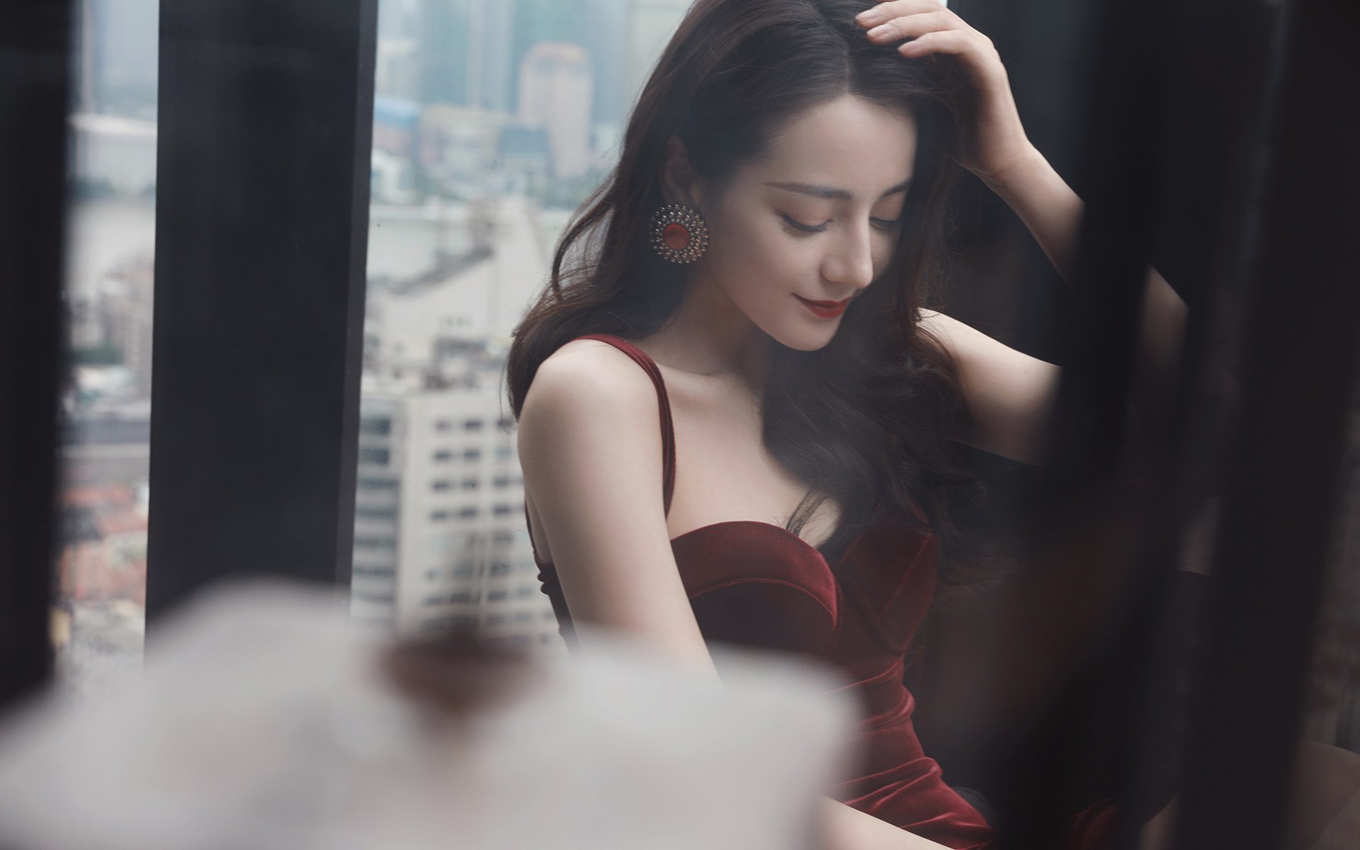 唯一的光芒，在曼谷雨夜的混战中，阿方索·戴维斯是那柄刺穿黑暗的唯一利刃